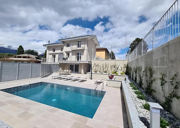 Claudia With Private Pool Vakantiehuis