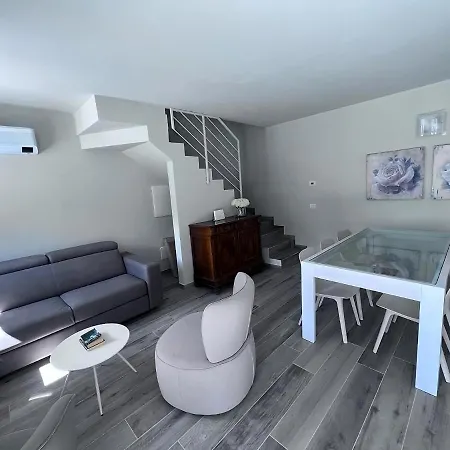 Claudia With Private Pool *