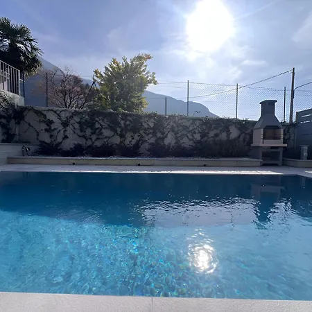Dom wakacyjny Claudia With Private Pool Colico